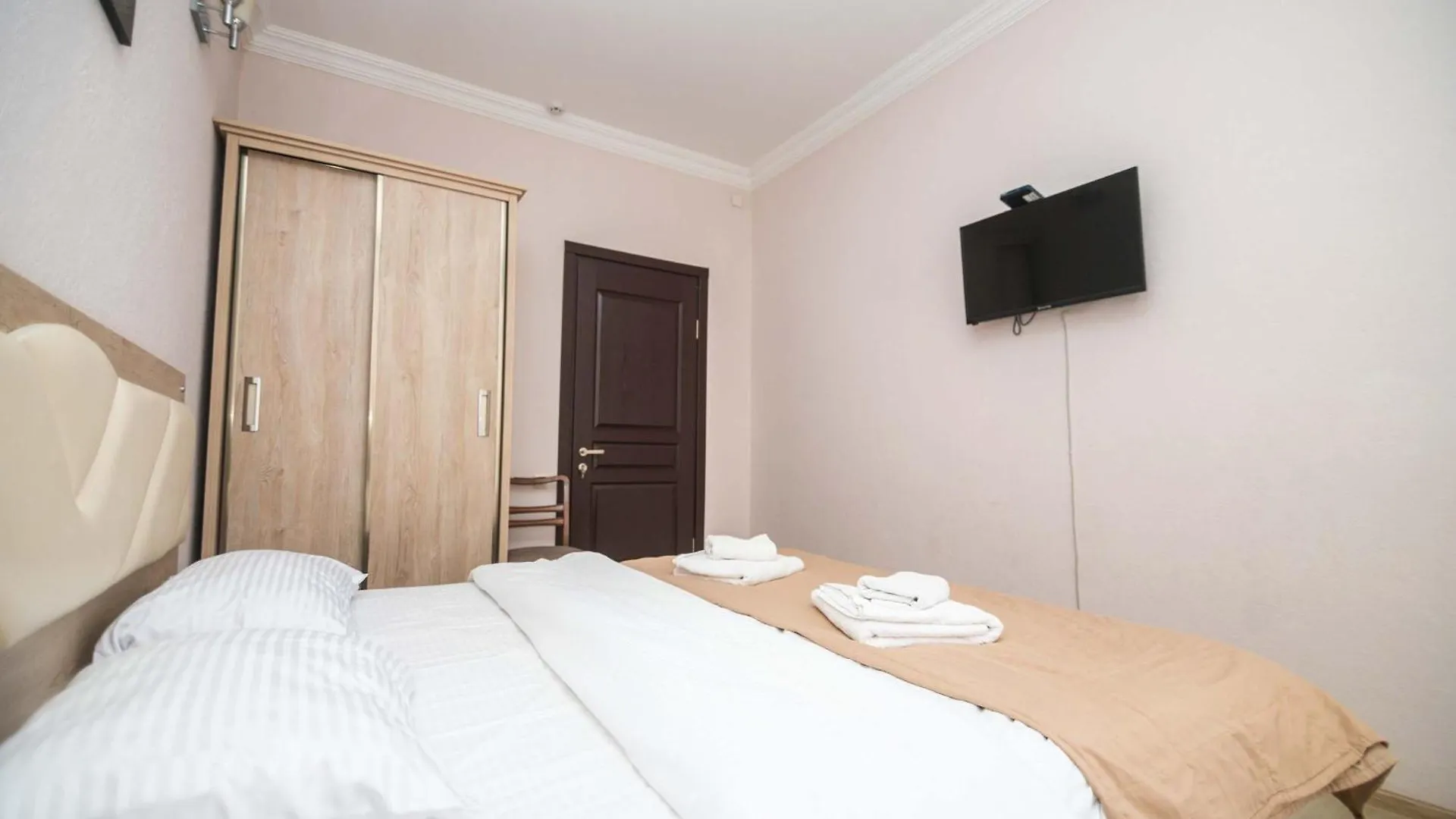 Apartment Prime Location In Batumi 1Br Apt - By Wehost