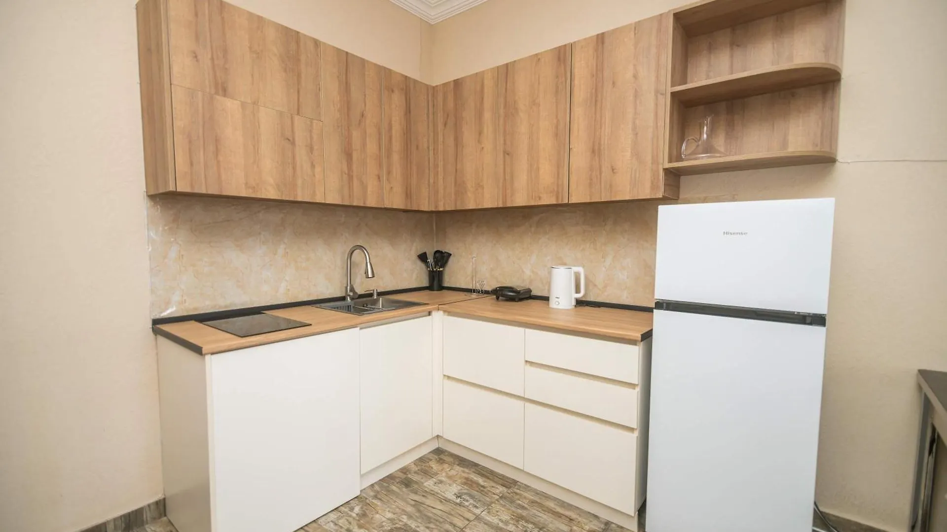 Prime Location In Batumi 1Br Apt - By Wehost
